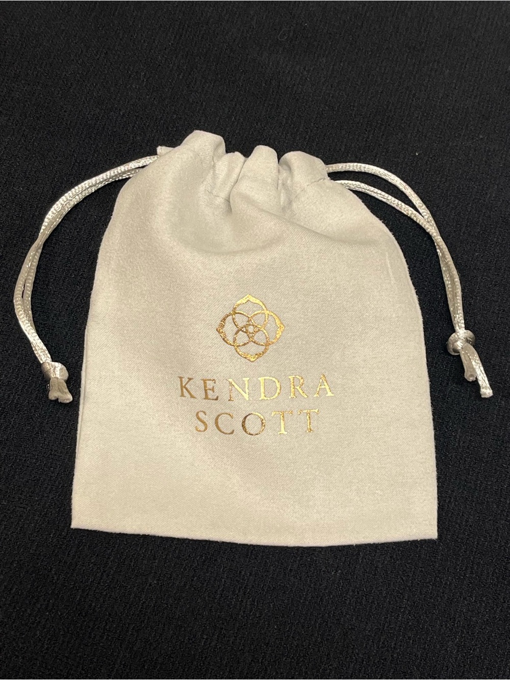 Lot of 50 - Gray Kendra Scott Dust Bag Pouches